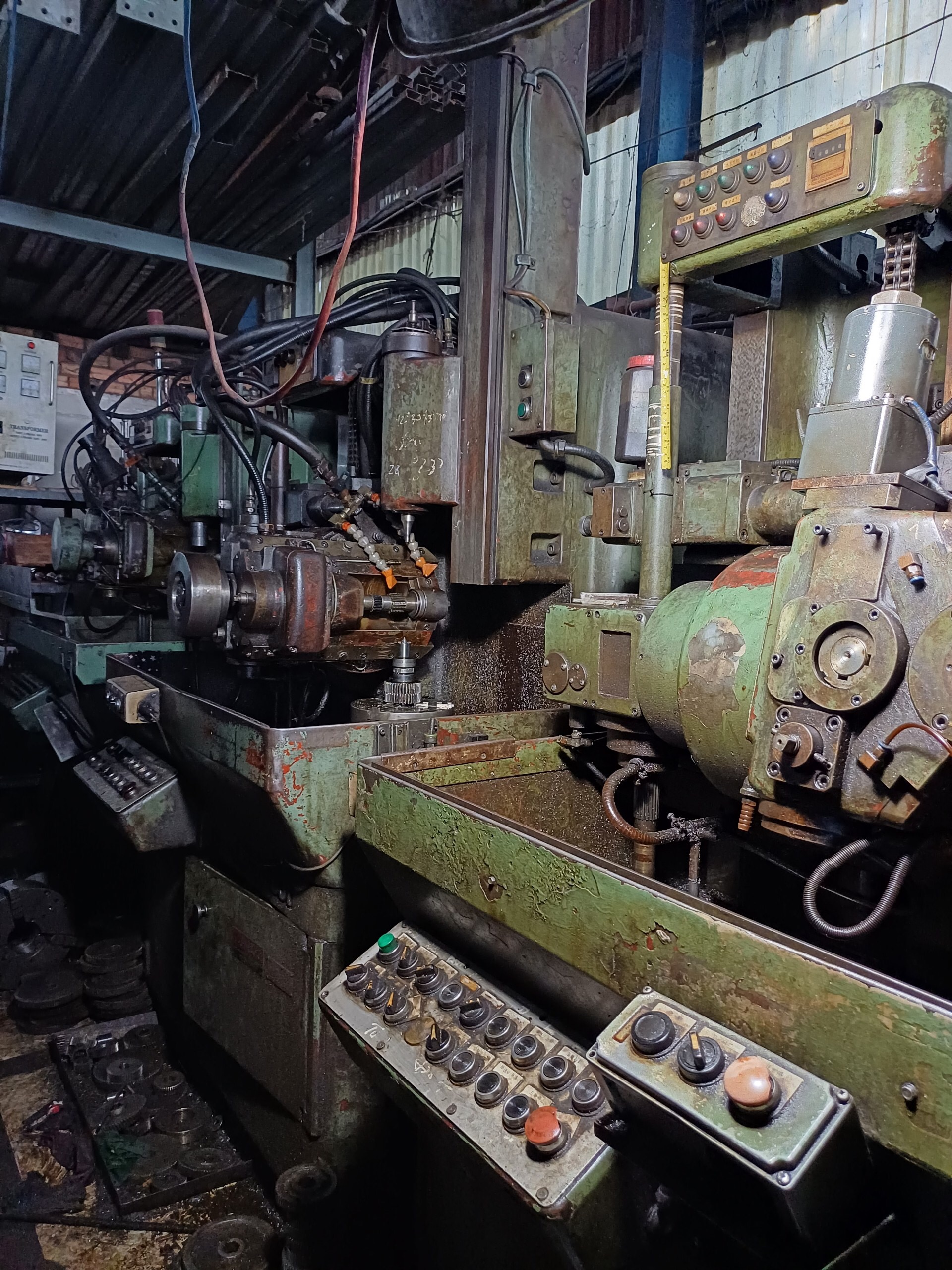 Milling machine (2)